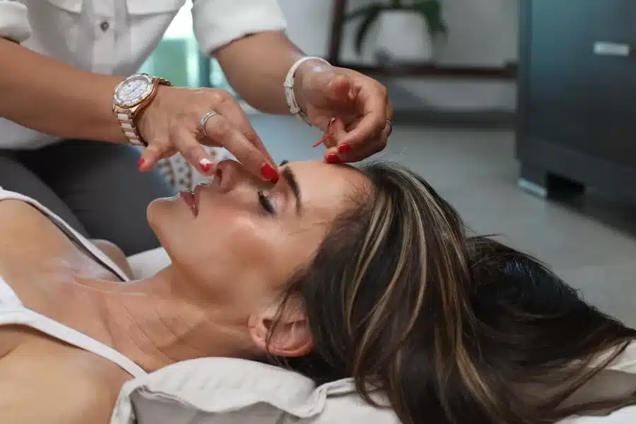 Rejuvenescimento Facial em São José do Rio Preto: Por que a Clínica Caiena é a Melhor Opção para Você
